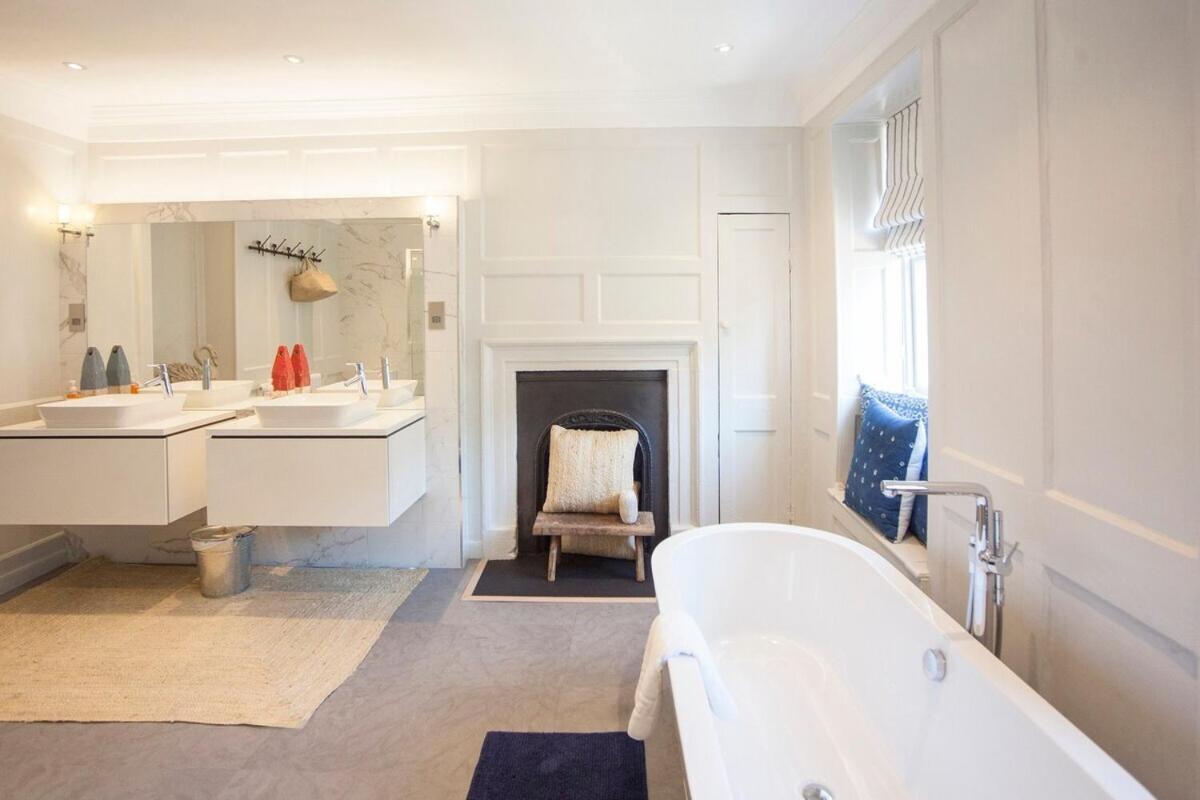 Elegant Georgian Maisonette - Central Bath Exterior photo